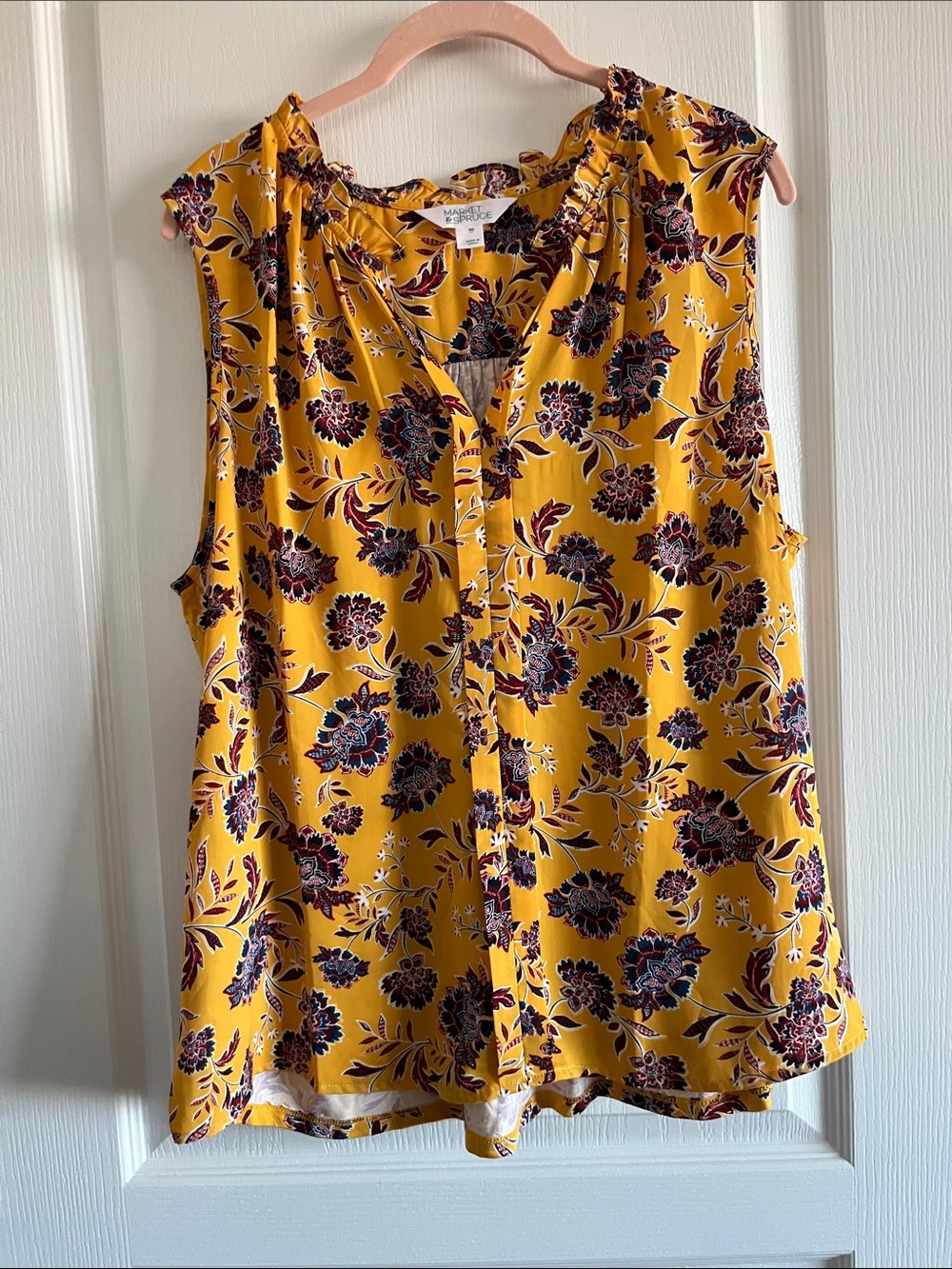 Market & Spruce Mustard Yellow Floral Button-Front Sleeveless Camisole